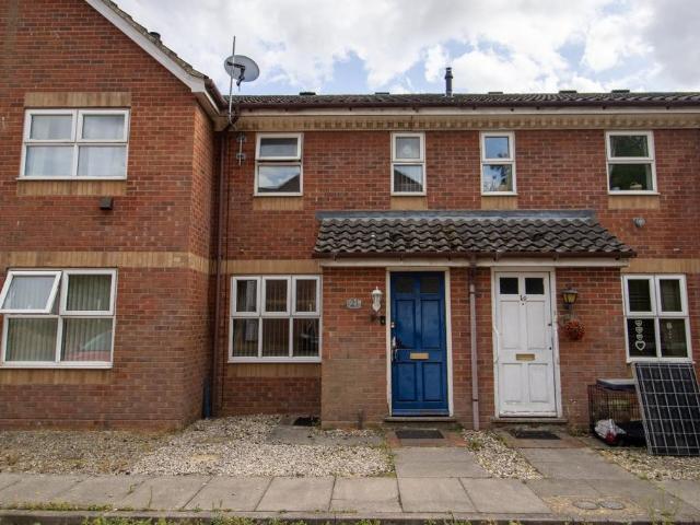 2 bedroom terraced house for sale