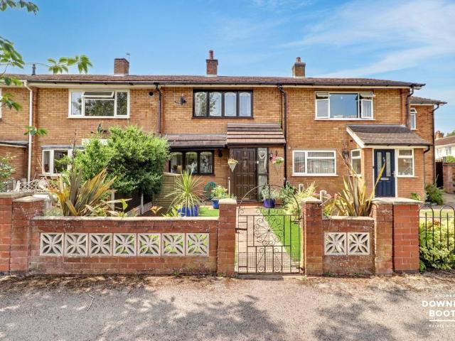 2 bedroom terraced house for sale