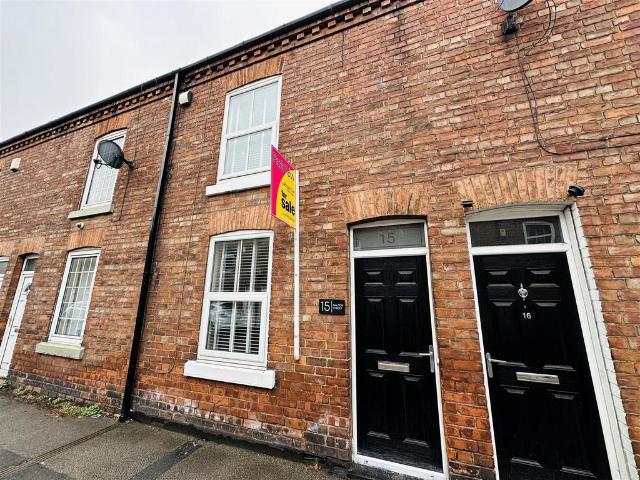 2 bedroom terraced house for sale