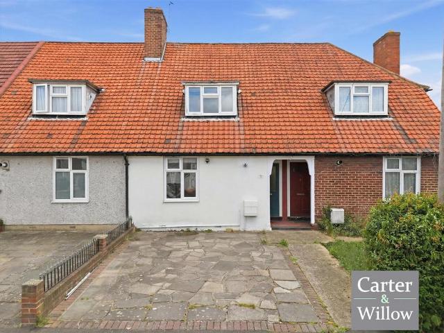 2 bedroom terraced house for sale