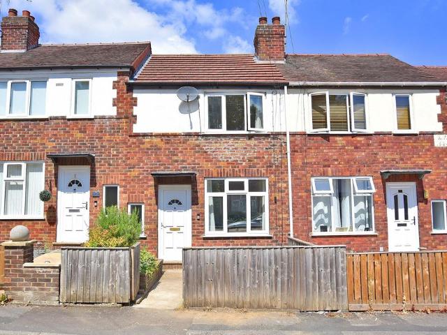 2 bedroom terraced house for sale