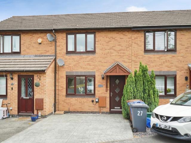 2 bedroom terraced house for sale