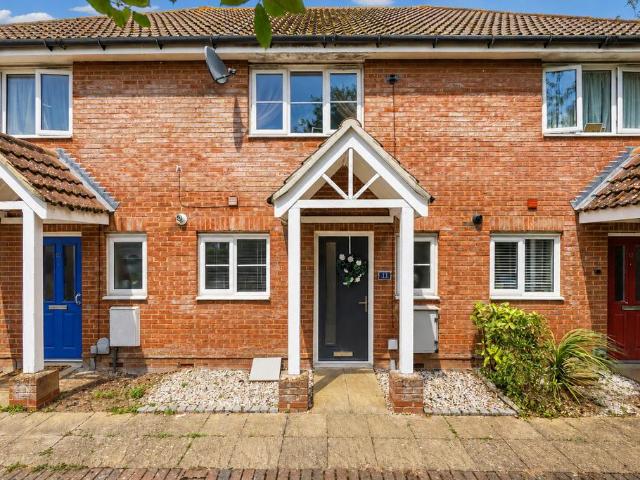 2 bedroom terraced house for sale