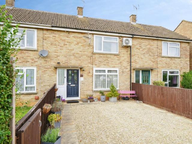 2 bedroom terraced house for sale
