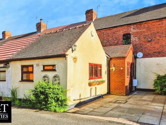 2 bedroom terraced house for sale
