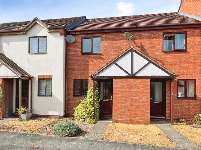 2 bedroom terraced house for sale