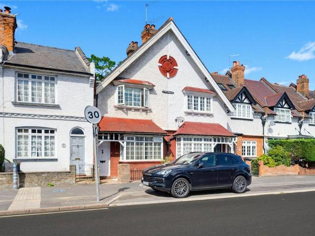2 bedroom terraced house for sale