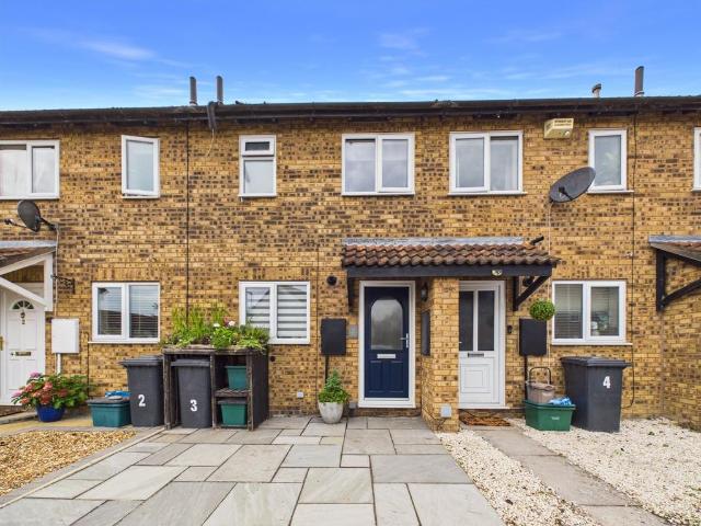 2 bedroom terraced house for sale