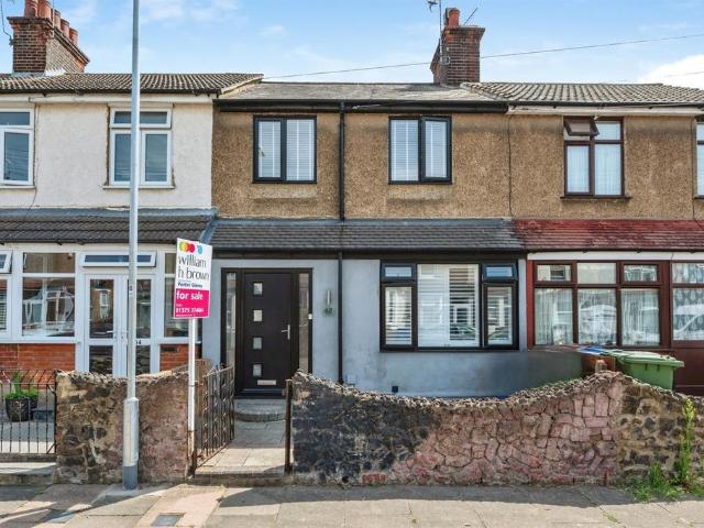 2 bedroom terraced house for sale