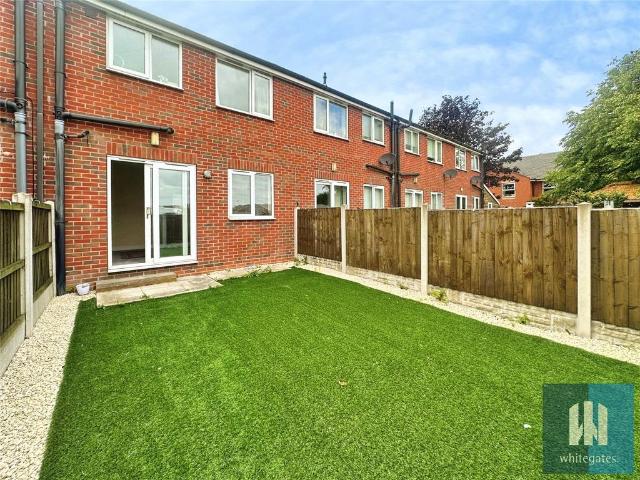 2 bedroom terraced house for sale