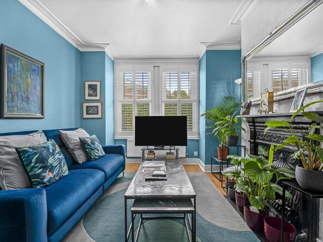 2 bedroom house for sale