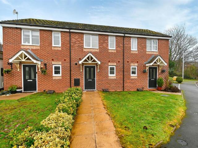 2 bedroom terraced house for sale