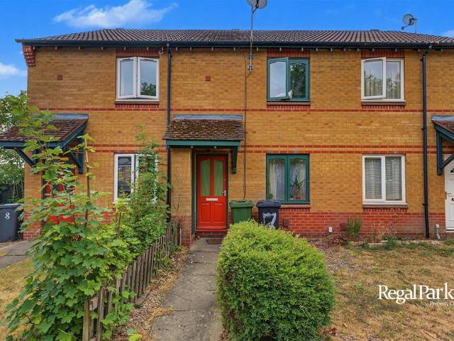2 bedroom terraced house for sale
