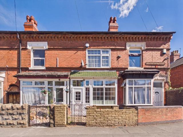 2 bedroom terraced house for sale
