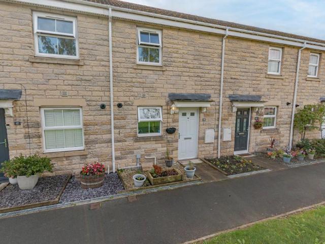 2 bedroom terraced house for sale