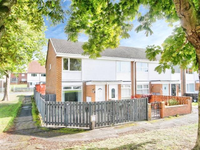 2 bedroom terraced house for sale