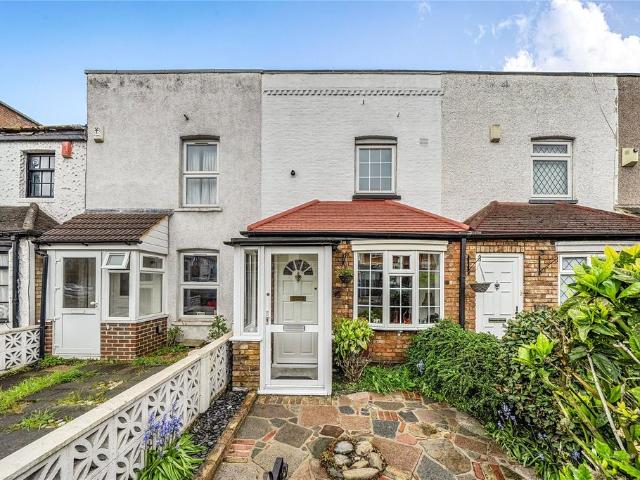 2 bedroom terraced house for sale
