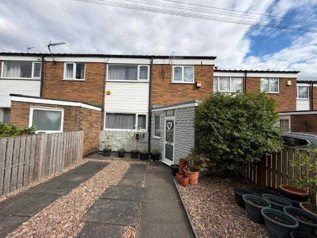2 bedroom terraced house for sale