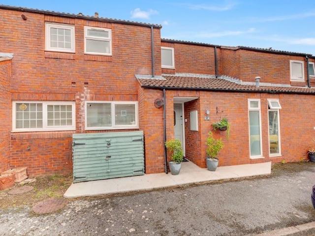 2 bedroom terraced house for sale