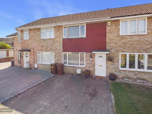 2 bedroom terraced house for sale