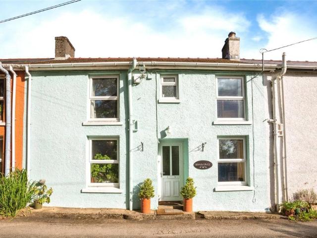 2 bedroom terraced house for sale