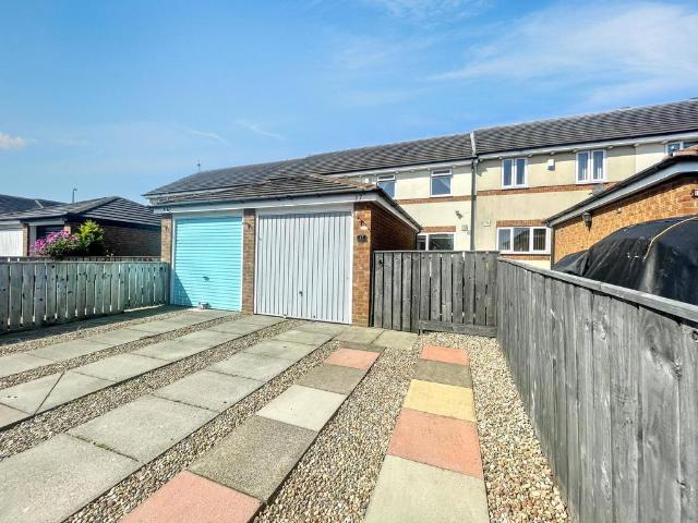 2 bedroom terraced house for sale