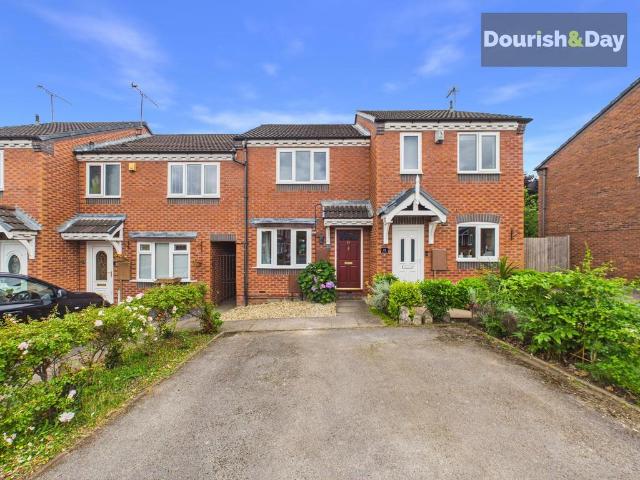 2 bedroom terraced house for sale