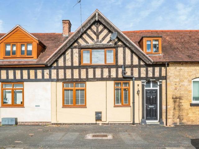 2 bedroom terraced house for sale