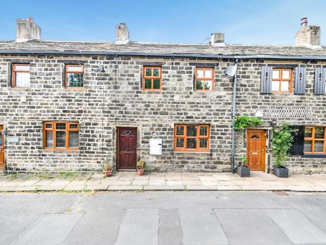 2 bedroom terraced house for sale