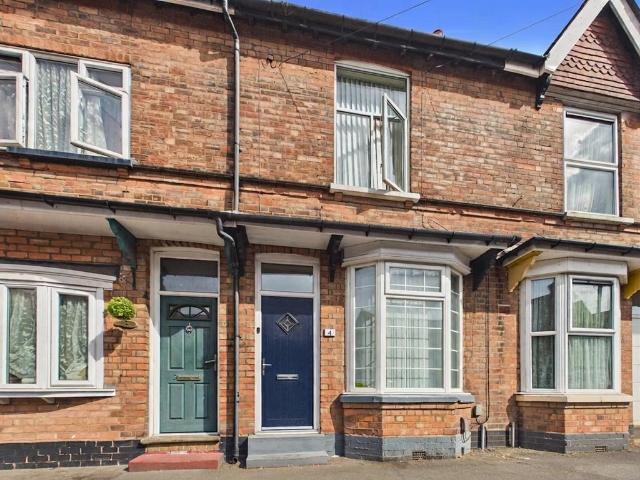 2 bedroom terraced house for sale