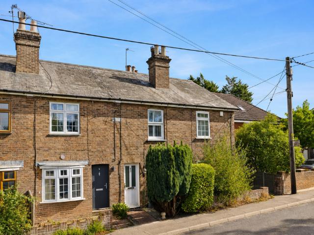2 bedroom terraced house for sale