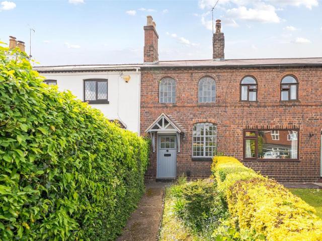 2 bedroom terraced house for sale