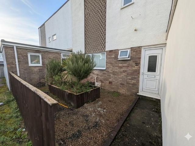2 bedroom terraced house for sale