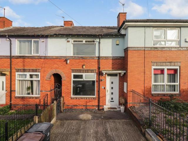 2 bedroom terraced house for sale