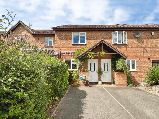 2 bedroom terraced house for sale