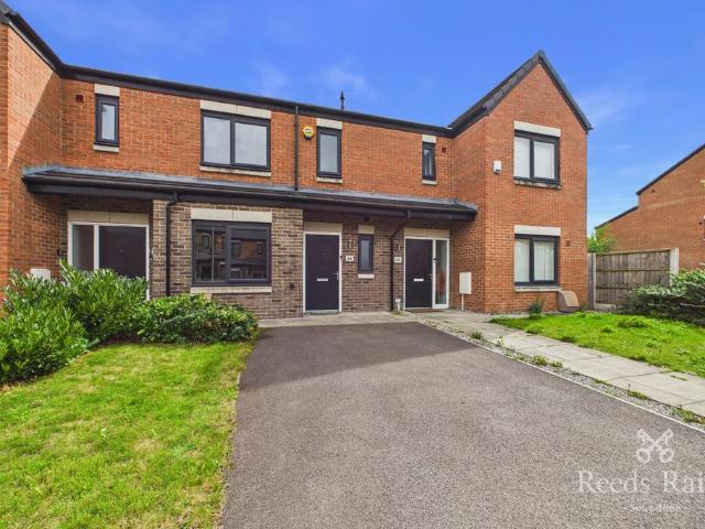 2 bedroom terraced house for sale