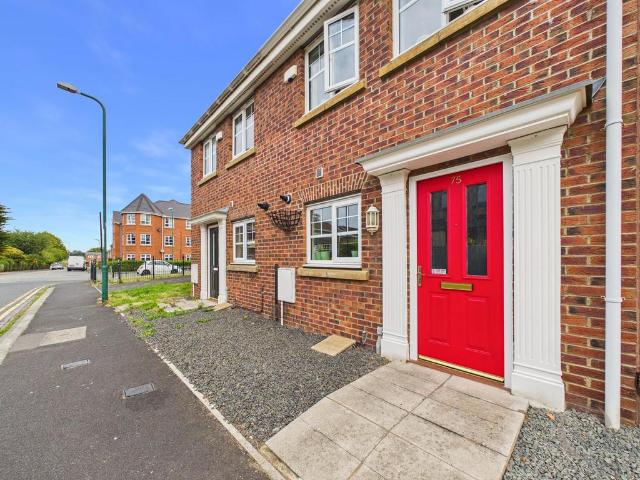 2 bedroom terraced house for sale