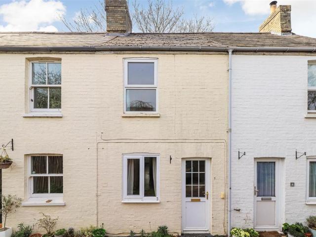 2 bedroom terraced house for sale