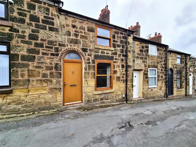 2 bedroom terraced house for sale