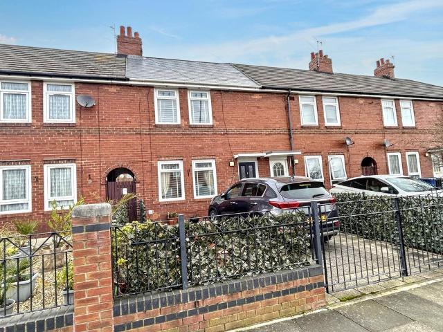 2 bedroom terraced house for sale