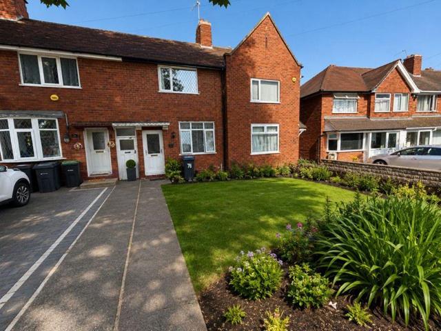 2 bedroom terraced house for sale
