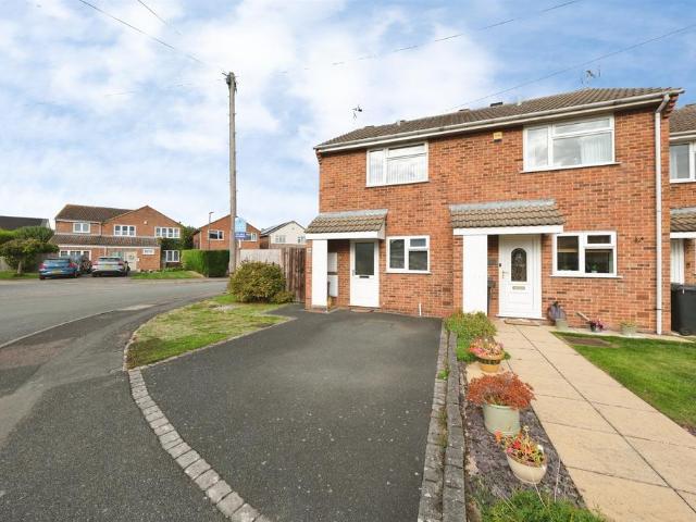 2 bedroom end of terrace house for sale