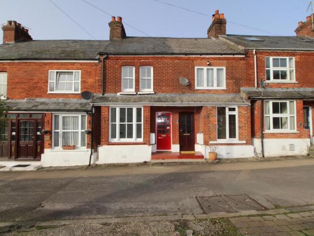 2 bedroom terraced house for sale