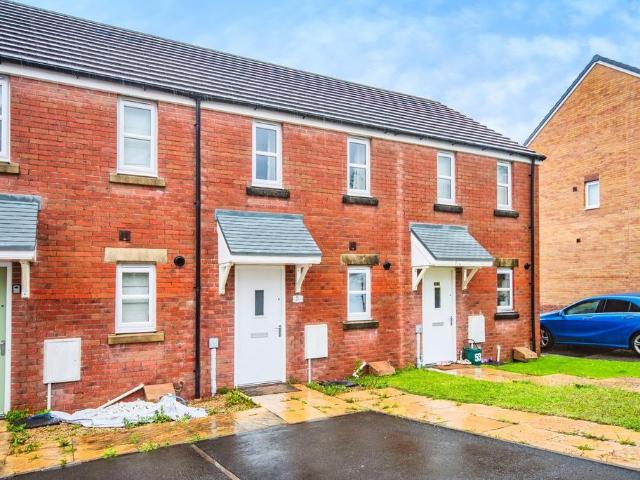 2 bedroom terraced house for sale