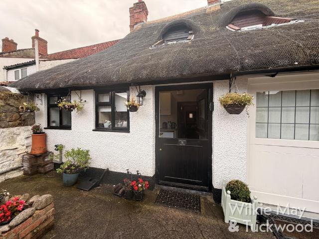 2 bedroom terraced house for sale