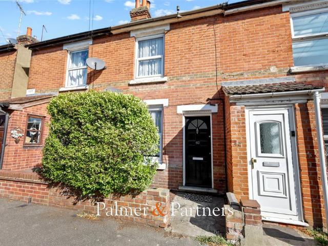 2 bedroom terraced house for sale