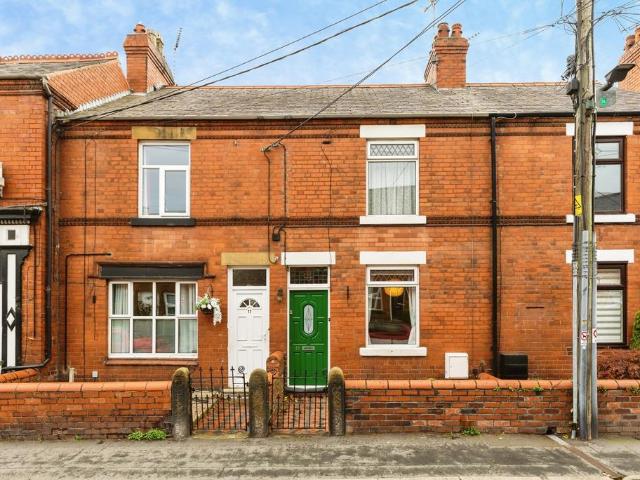 2 bedroom terraced house for sale