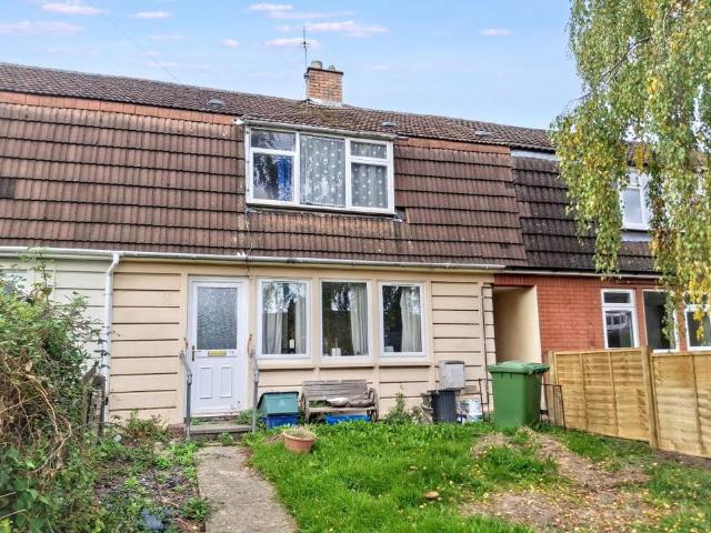 2 bedroom terraced house for sale