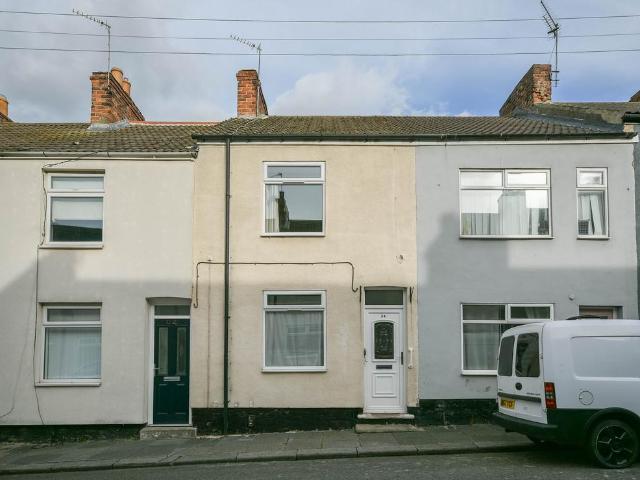 2 bedroom terraced house for sale