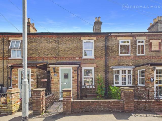 2 bedroom terraced house for sale